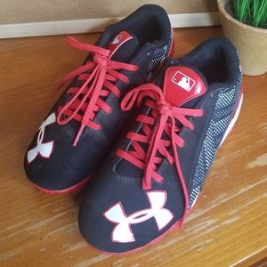 Under Armour Baseball Cleats 3 youth